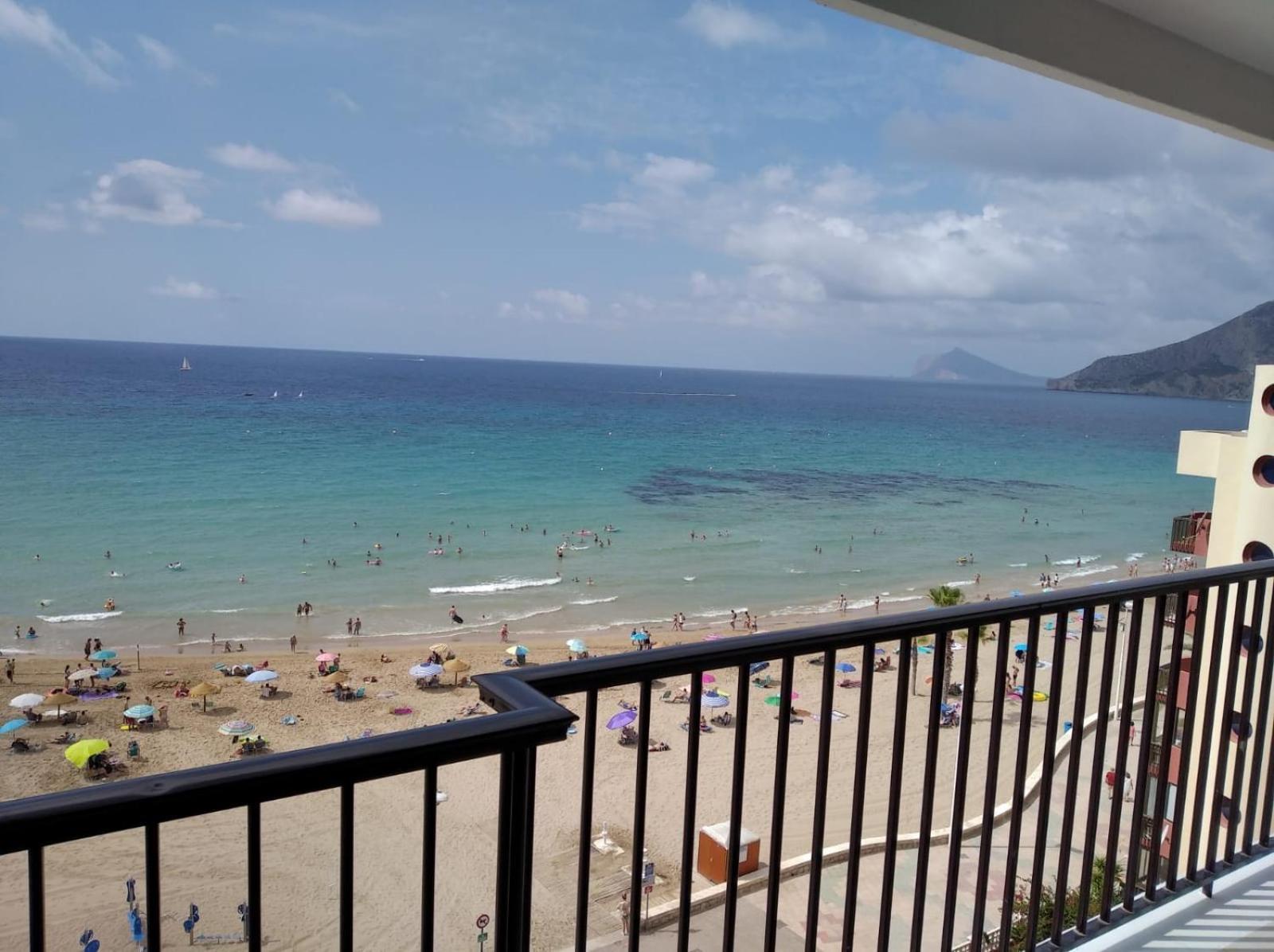 Primera Linea Playa Apartamento Кальпе Экстерьер фото